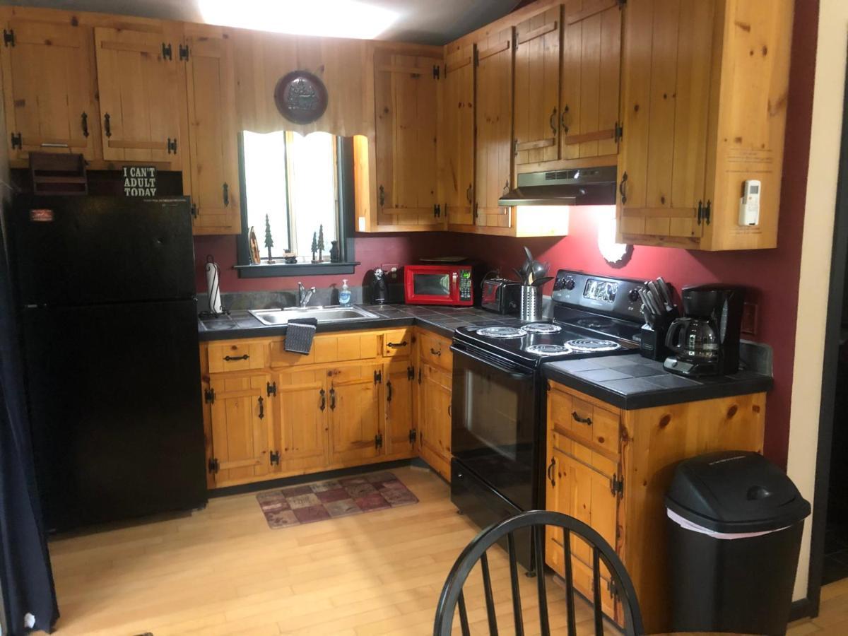 Mountain-Top Cabin Get-Away With Hot Tub And A View Sautee Nacoochee Bagian luar foto